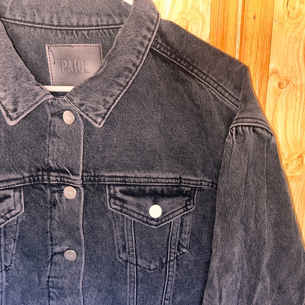 Paige Premium Denim Vivienne Cropped ButtonUp Black Jean Jacket Size L Brand New